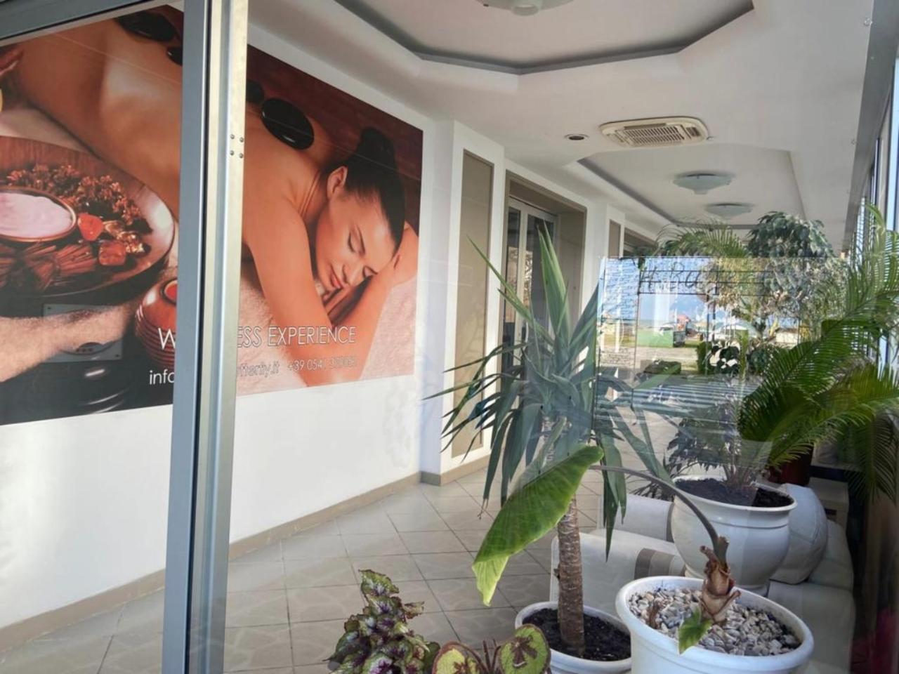 Hotel Butterfly Wellness & Spa Rimini Eksteriør billede