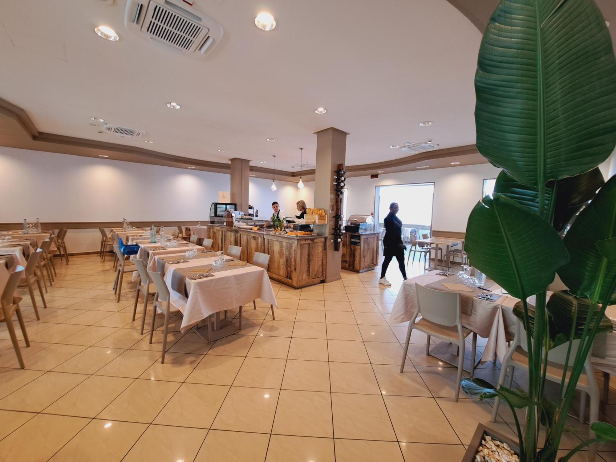 Hotel Butterfly Wellness & Spa Rimini Eksteriør billede