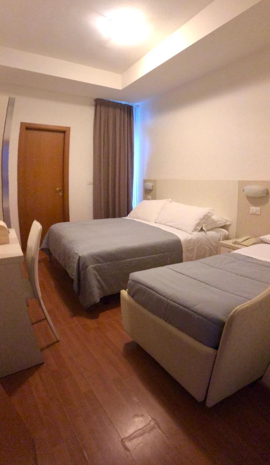 Hotel Butterfly Wellness & Spa Rimini Eksteriør billede